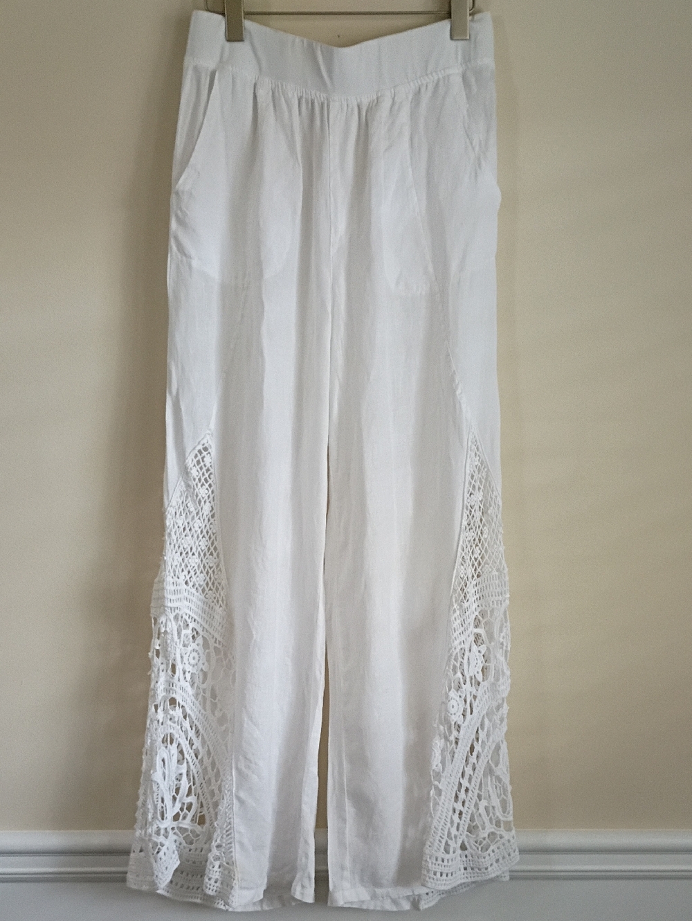 XCVI White Wide-Leg Crochet Inset Pants